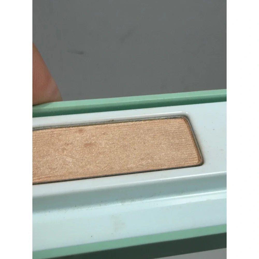 Clinique Soft-Pressed Eye Shadow Starstruck Shimmer Single Compact A76B‎ 0.03oz